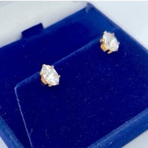 Hypoallergenic Cubic Zirconia Gold Plated Earrings 1 Carat CZ Stud Earrings